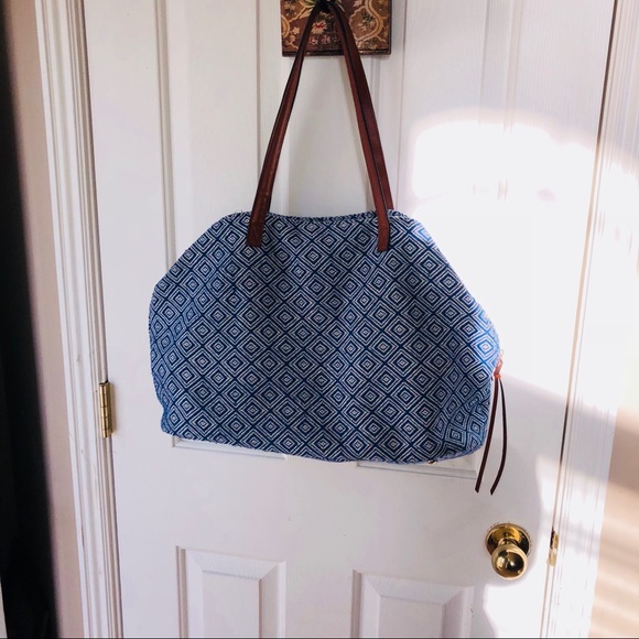 street level anchorage tote